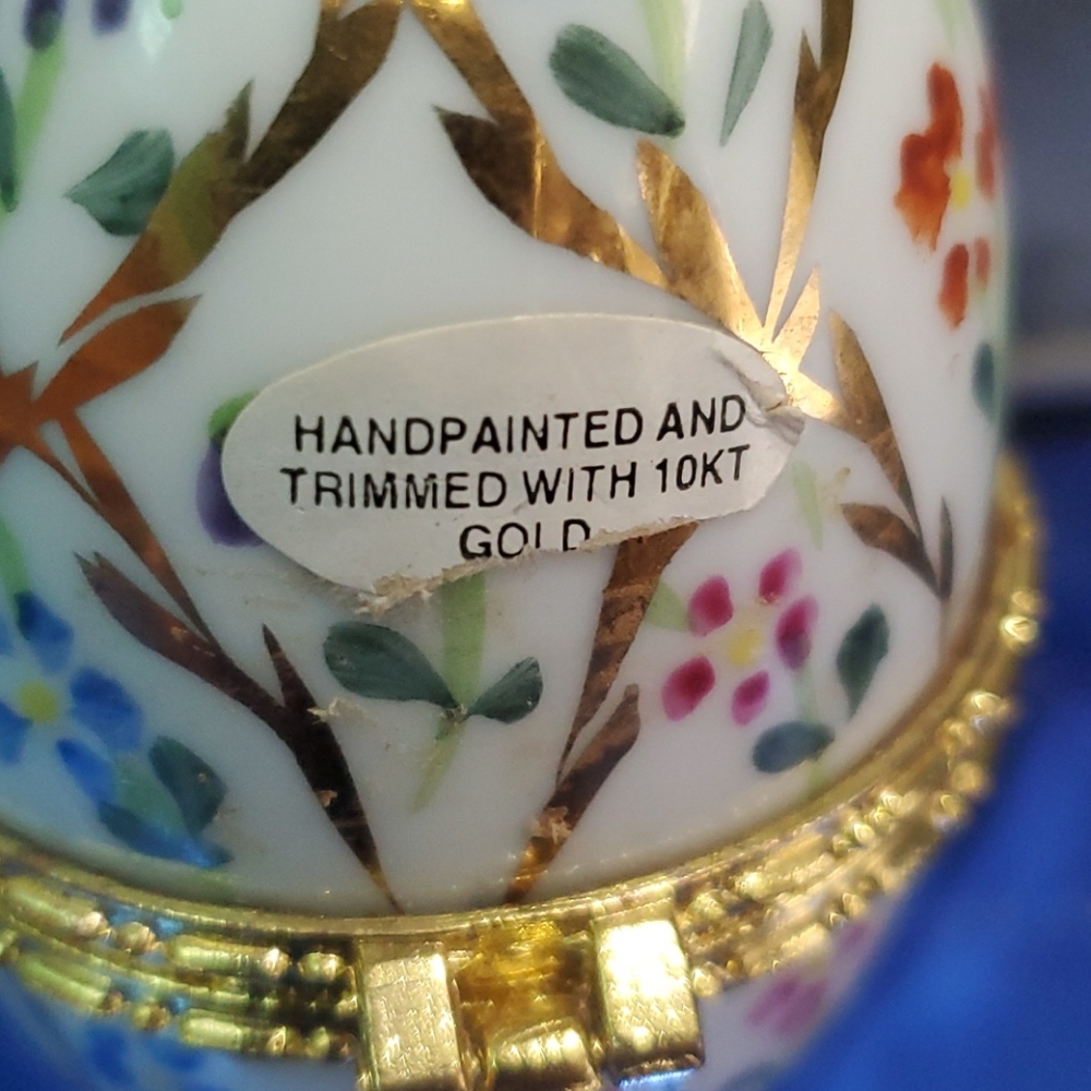 ormalities by Baum Bros Porcelain Egg Limoge - Picture 4 of 5